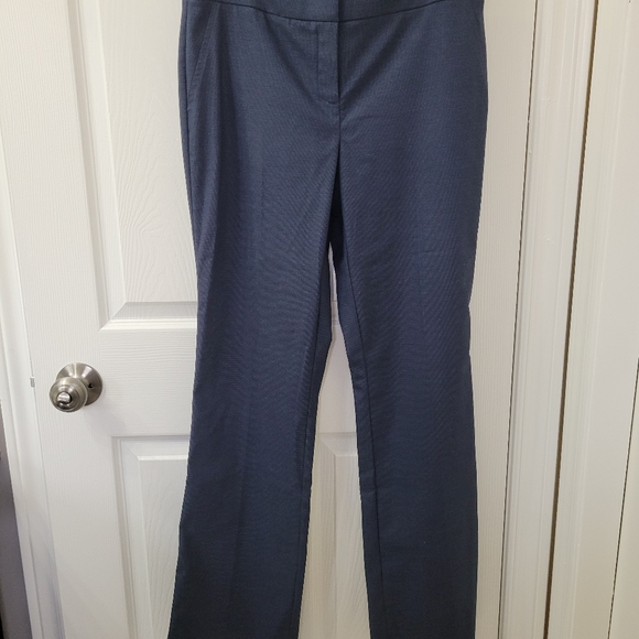 Le Chateau navy slight flare leg dress pant - Picture 1 of 4